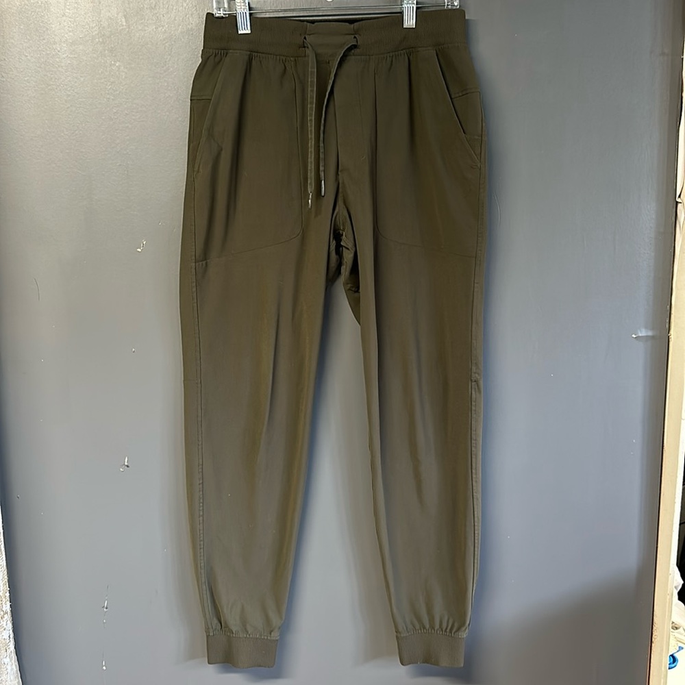 Lululemon joggers